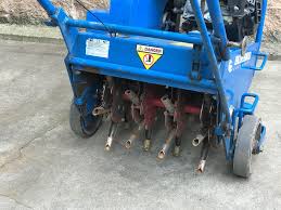 Aerator pământ de închiriat BLUEBIRD B124 - imagine 2